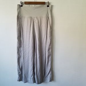 Lululemon High Rise Cropped Wide Leg Slouchy Pleated Pants Women's Size 8